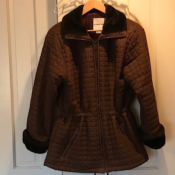 Andrew Marc Quilted Pea Coat, Fur trim, Excellent Condition - Med - Picture 1 of 10